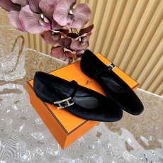 Hermes Low Shoes